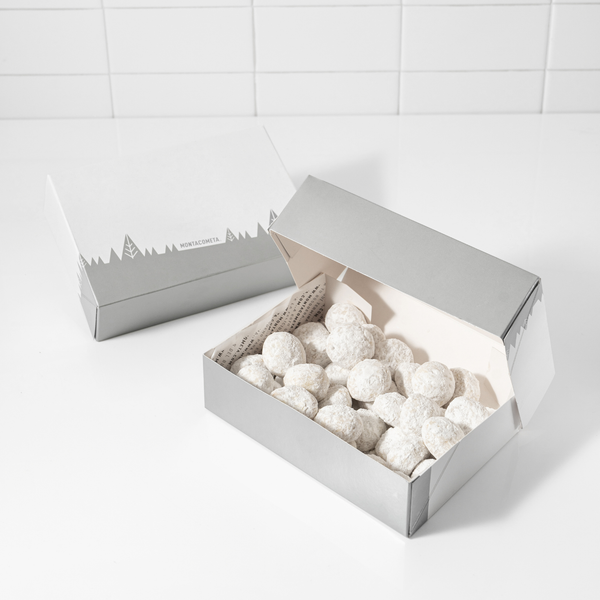 CAJA DE BESOS DE NUEZ